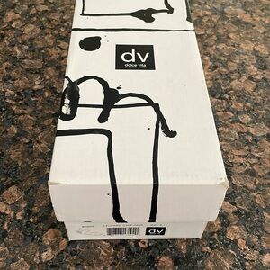 Dolce Vita size 9 sandal